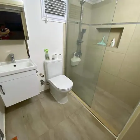 Apt/studio Sleeps 4. Altinkum. Didim. Turkey. Ντιντίμ